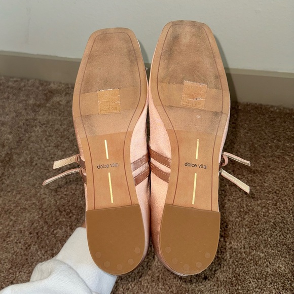 Dolce Vita Gibsen Ballet Flats in Blush Satin Size 8.5 - Picture 4 of 4